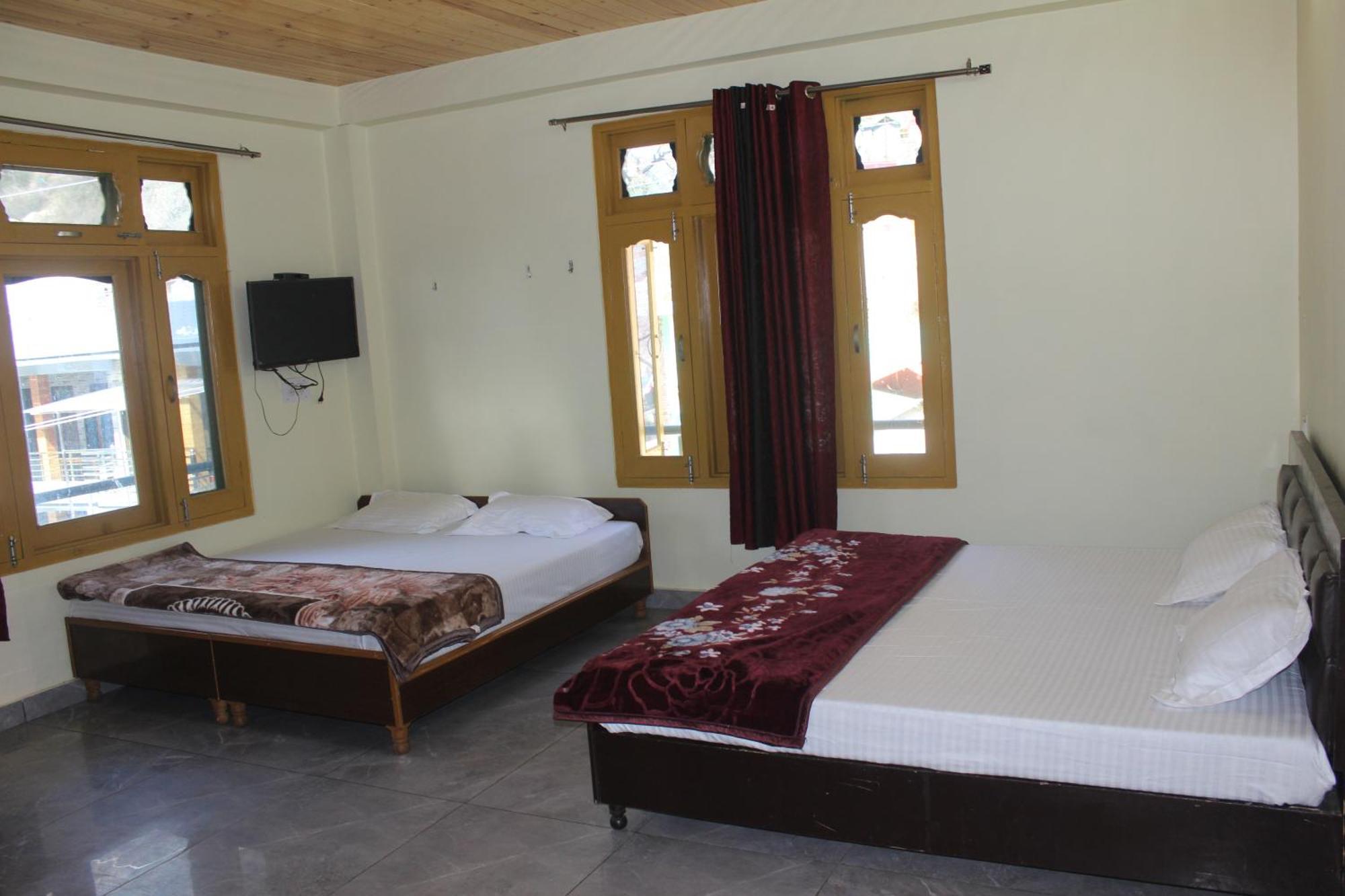 Moonlight Guest House Касоль Екстер'єр фото