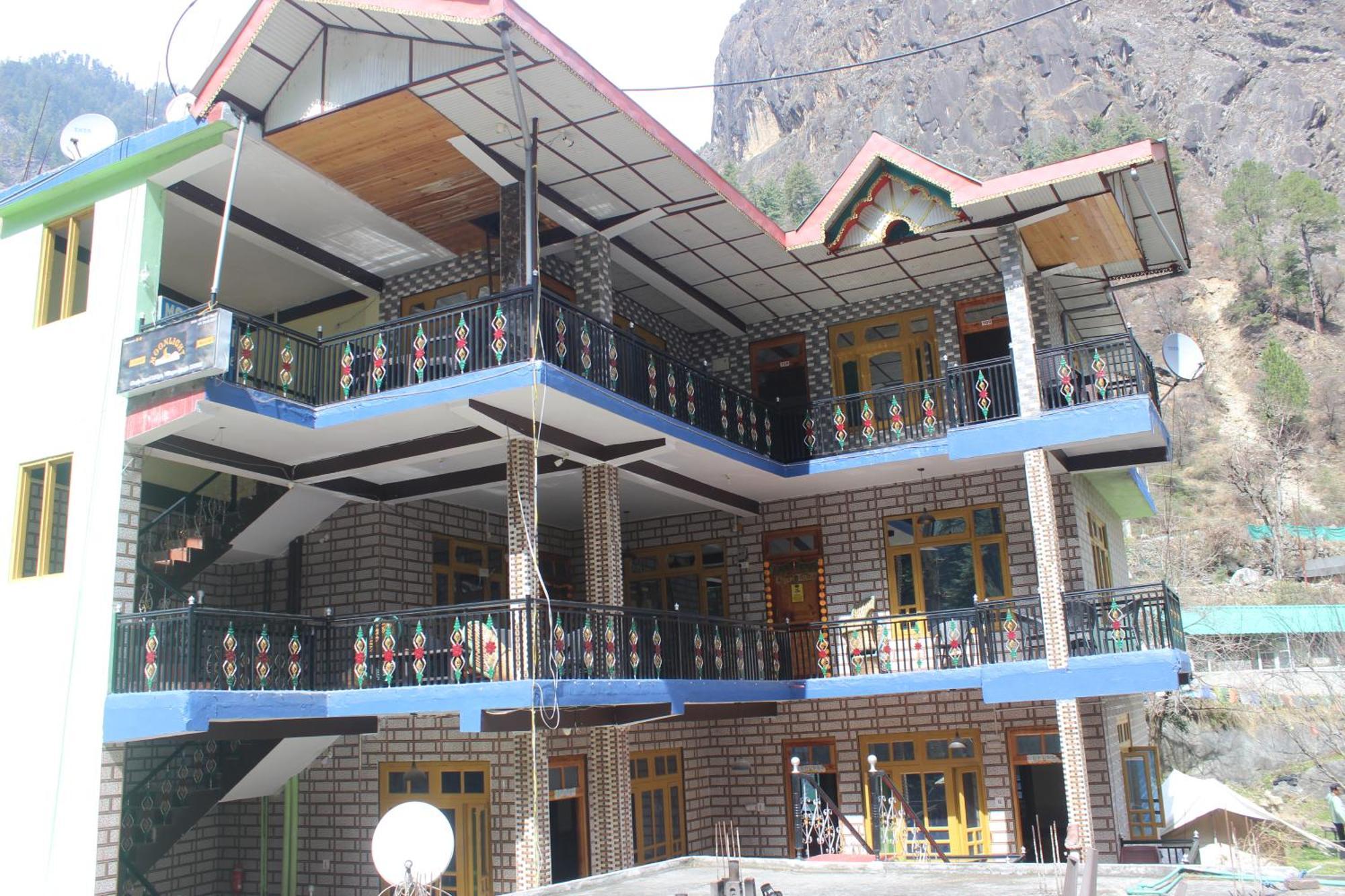 Moonlight Guest House Касоль Екстер'єр фото