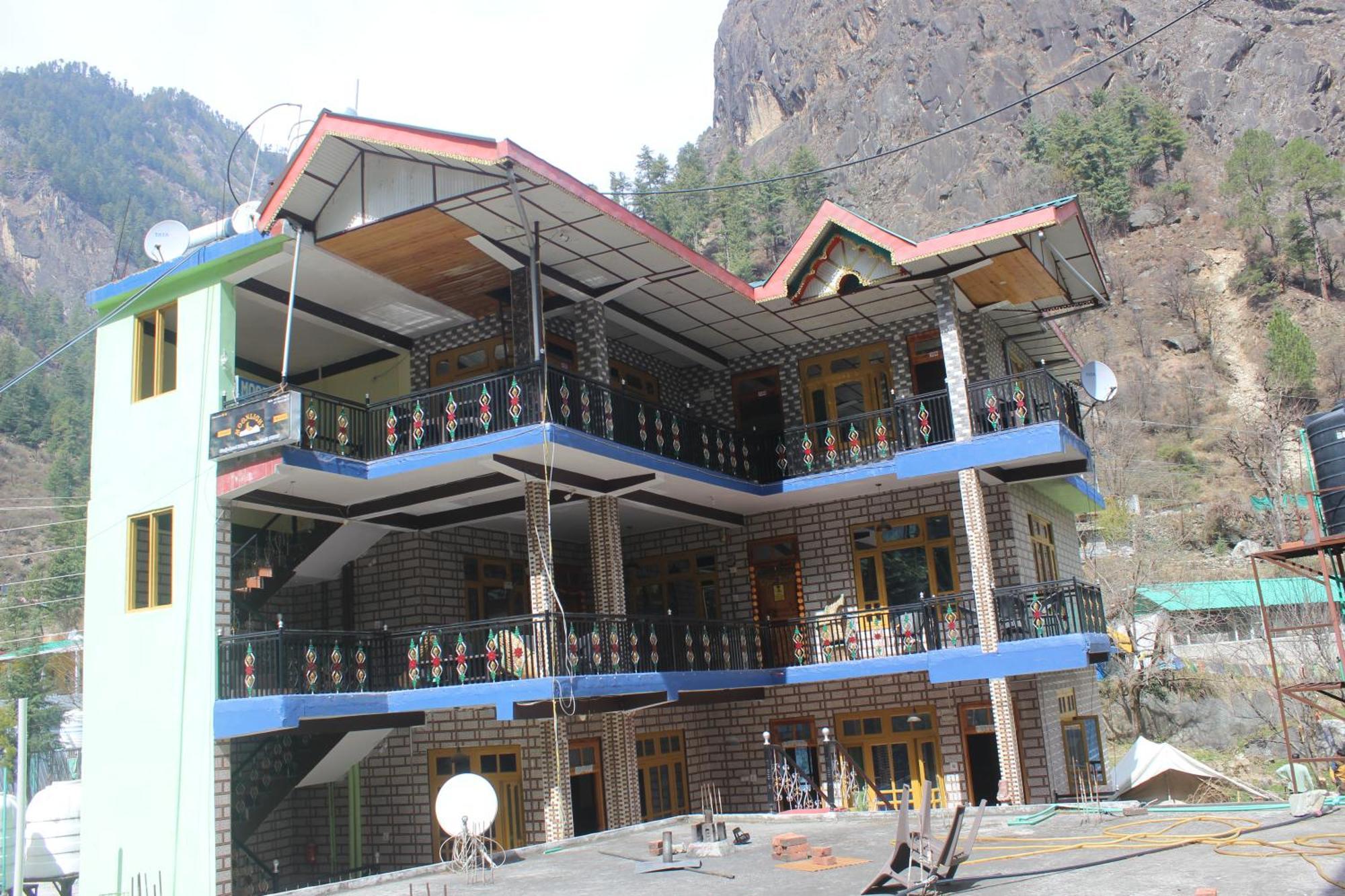 Moonlight Guest House Касоль Екстер'єр фото